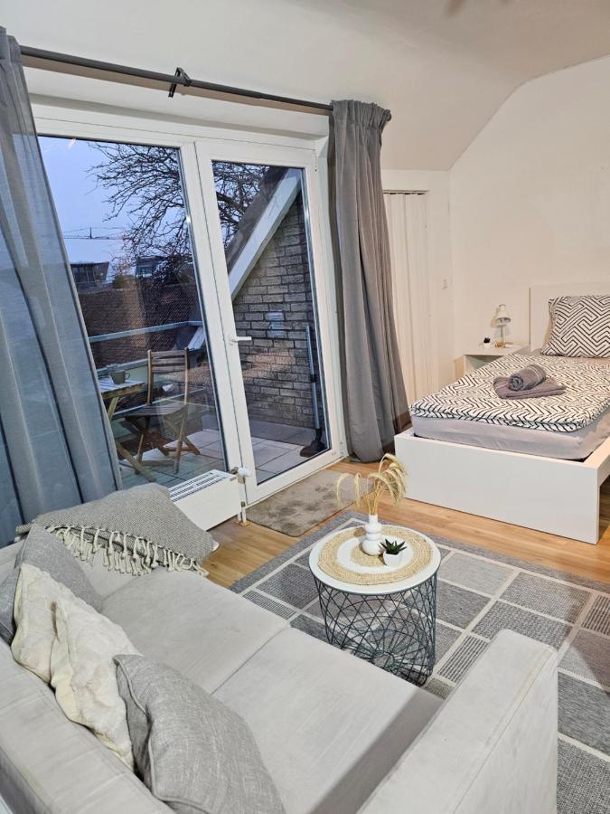 Modern Studio Near Duesseldorf Airport & Messe/Fair Meerbusch Extérieur photo