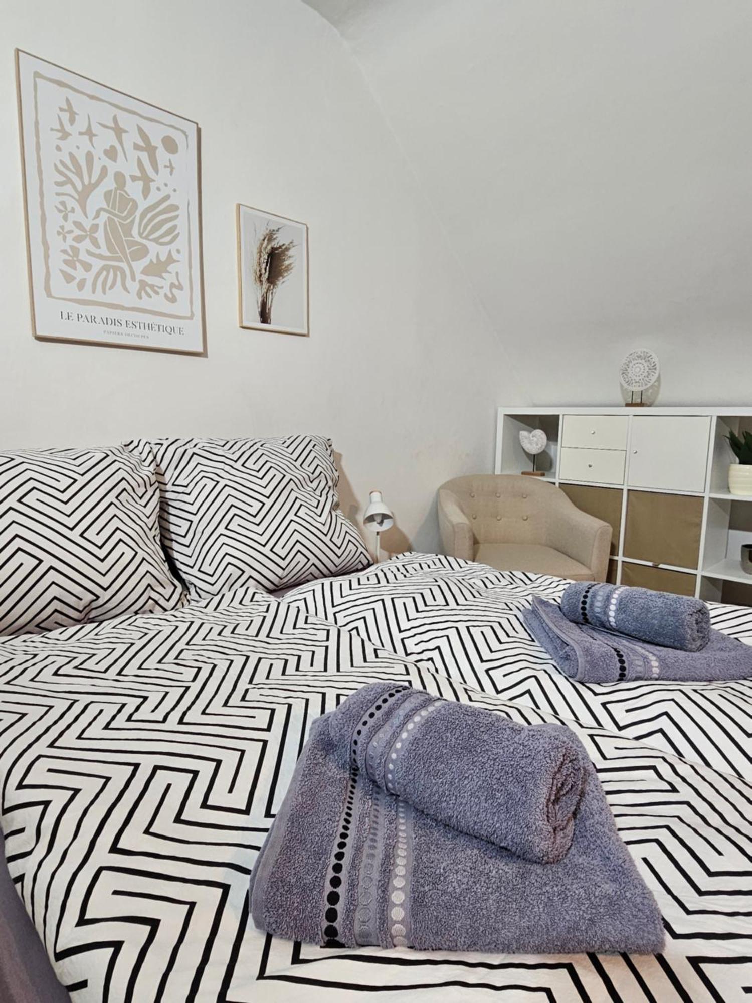 Modern Studio Near Duesseldorf Airport & Messe/Fair Meerbusch Extérieur photo